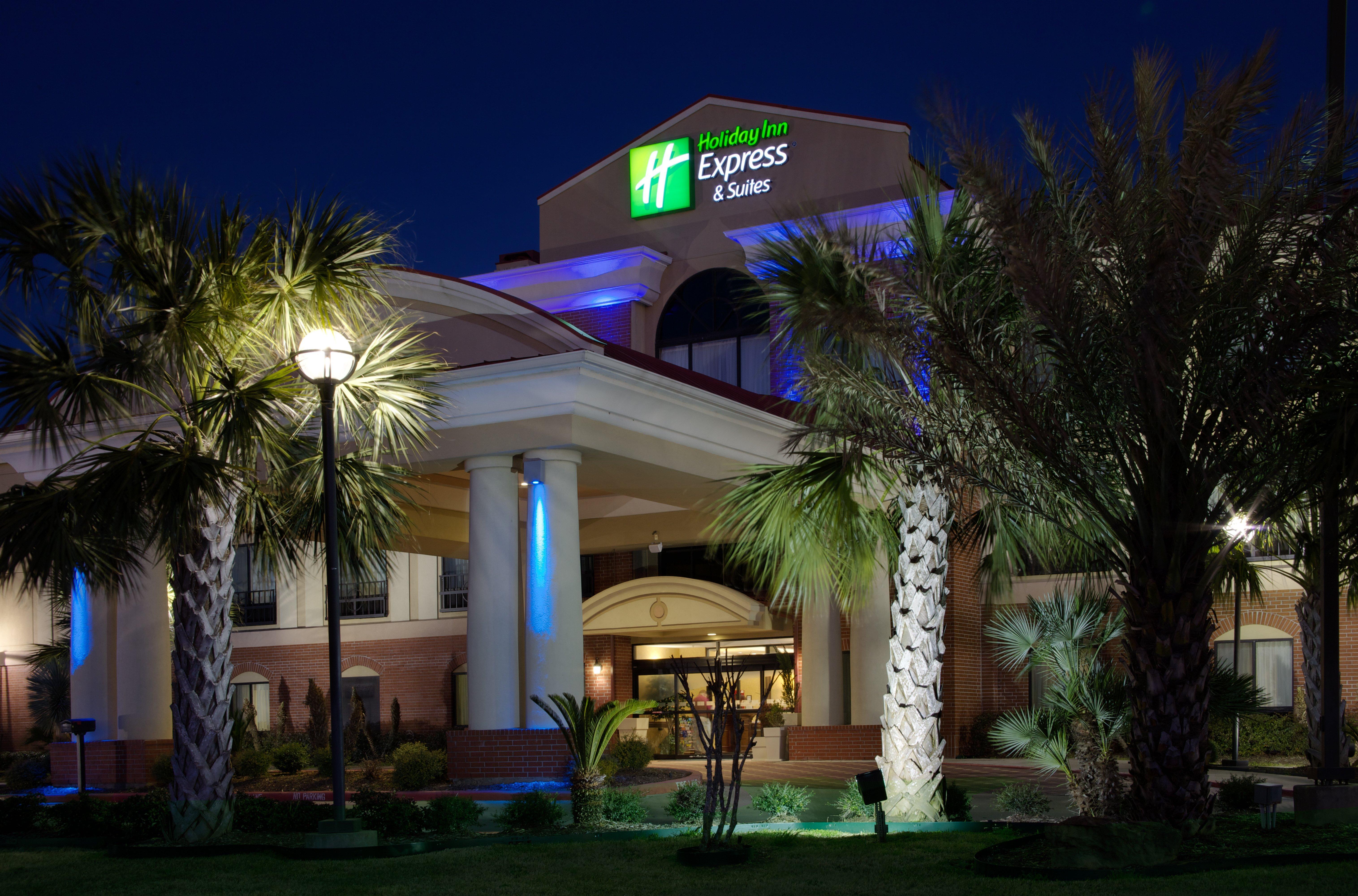 Holiday Inn Express & Suites Wharton By Ihg Exterior foto